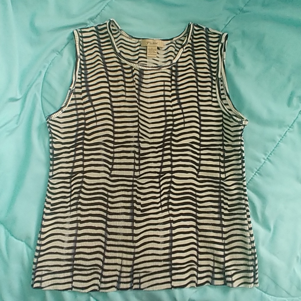 Accordion Style Top